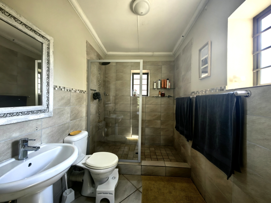 3 Bedroom Property for Sale in Waterval East North West